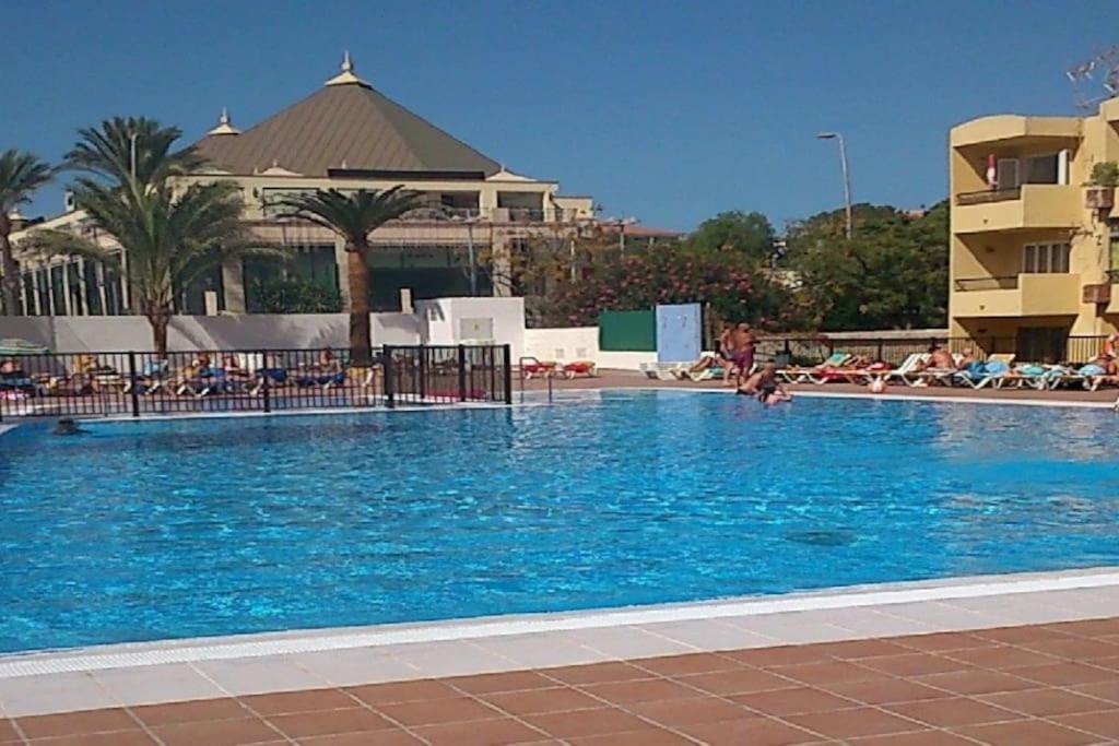 Studio In Torres Del Sol Griffin Near The Beach Arona  Exterior photo