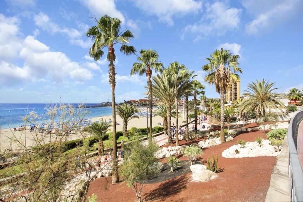 Studio In Torres Del Sol Griffin Near The Beach Arona  Exterior photo