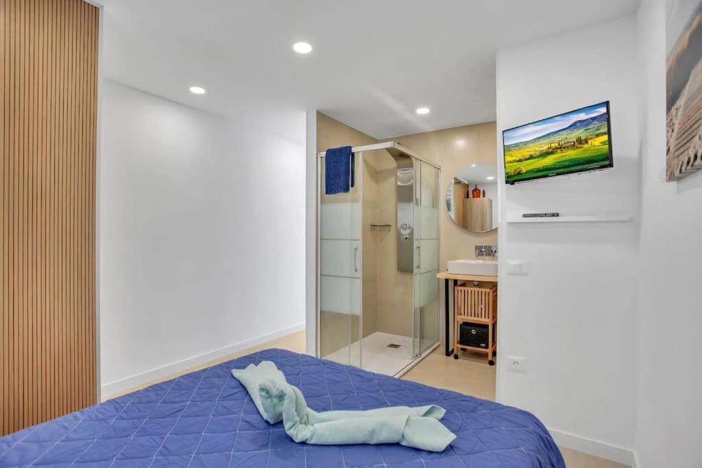 Studio In Torres Del Sol Griffin Near The Beach Arona  Exterior photo