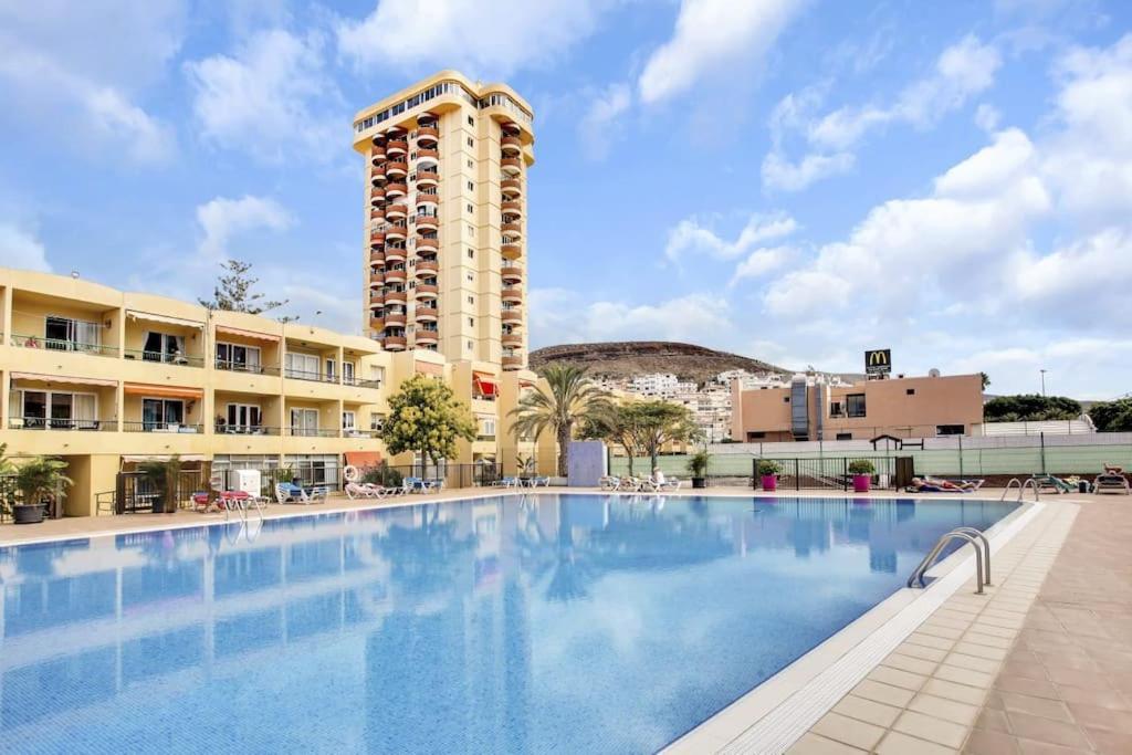 Studio In Torres Del Sol Griffin Near The Beach Arona  Exterior photo